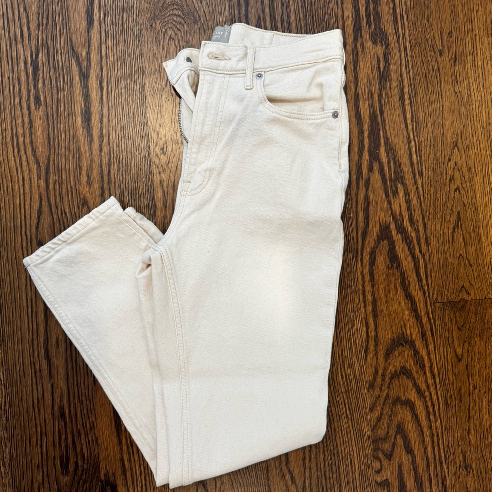 Everlane “The Original Cheeky Jean” – Size 28 Regular (Warm White)